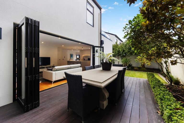 Photo of property in 65b Rugby Street, Merivale, Christchurch, 8014
