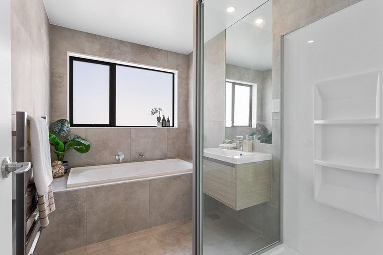 Photo of property in 40 Clark Road, Hobsonville, Auckland, 0616