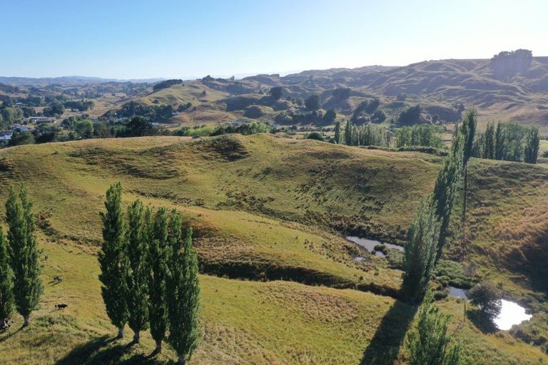 Photo of property in 3551 State Highway 1, Hunterville, 4784