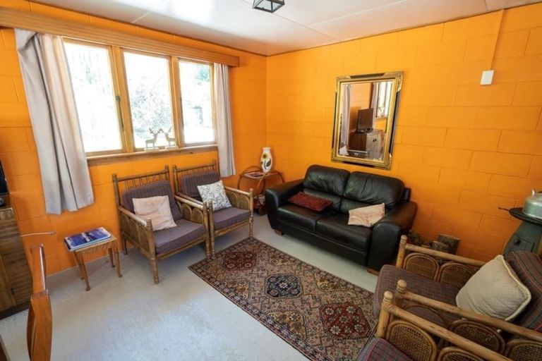 Photo of property in 1 Macdonald Street, Ophir, Omakau, 9393