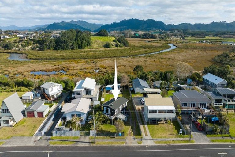 Photo of property in 262 Seaforth Road, Waihi Beach, 3611