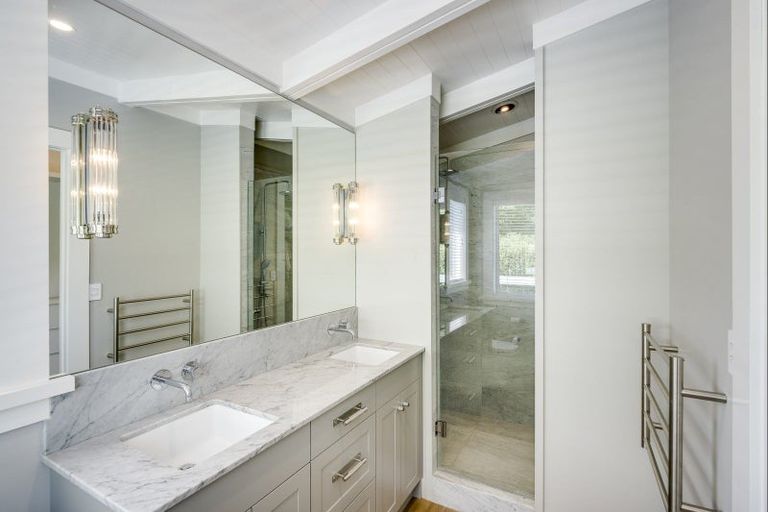 Photo of property in 12 Taruna Place, Havelock North, 4130