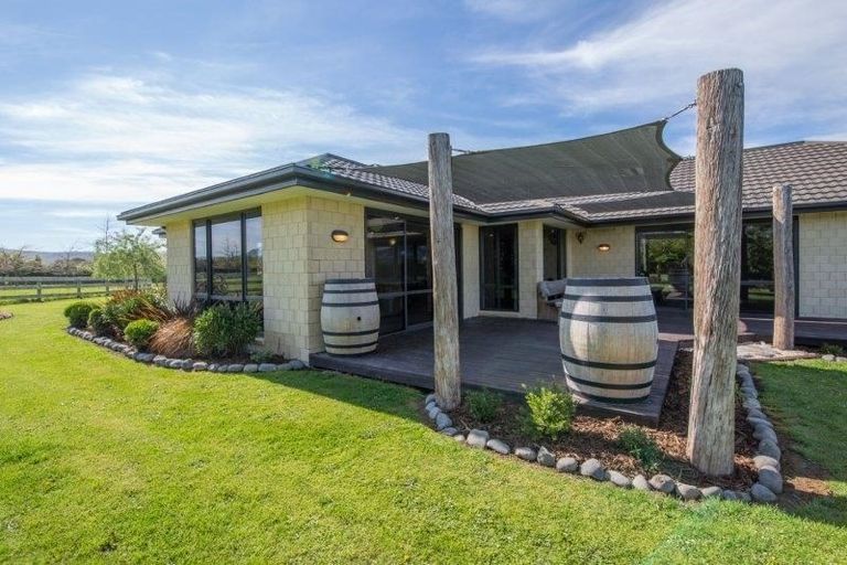 Photo of property in 797 Loburn Whiterock Road, Loburn, Rangiora, 7472