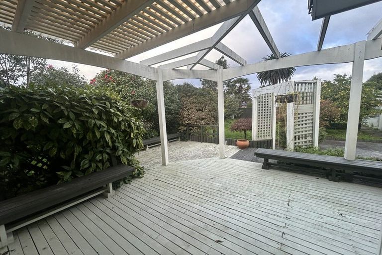 Photo of property in 86 Florence Avenue, Palmerston North, 4414