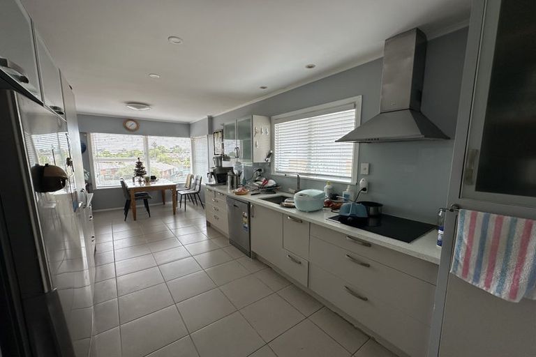 Photo of property in 13 Ervine Place, Bucklands Beach, Auckland, 2014