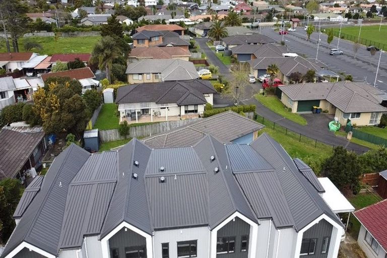 Photo of property in 6/66 Swanson Road, Henderson, Auckland, 0610