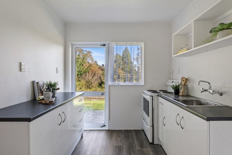 Photo of property in 26 Gentian Street, Timberlea, Upper Hutt, 5018