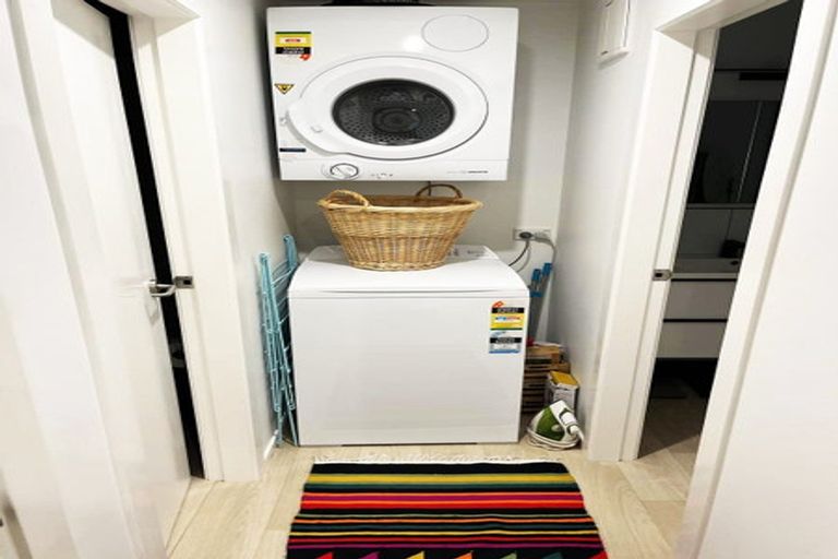 Photo of property in 88 Roxburgh Street, Mount Victoria, Wellington, 6011