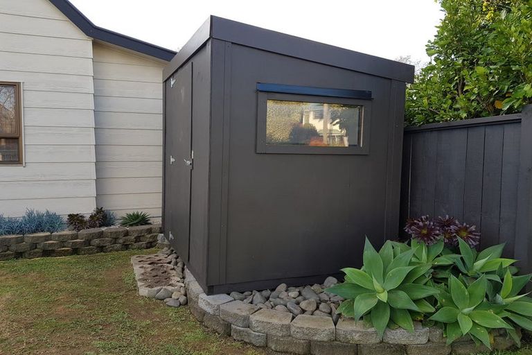 Photo of property in 11 Marendellas Drive, Bucklands Beach, Auckland, 2014