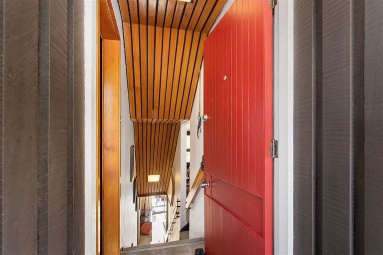 Photo of property in 1/3 Conifer Place, Huntsbury, Christchurch, 8022