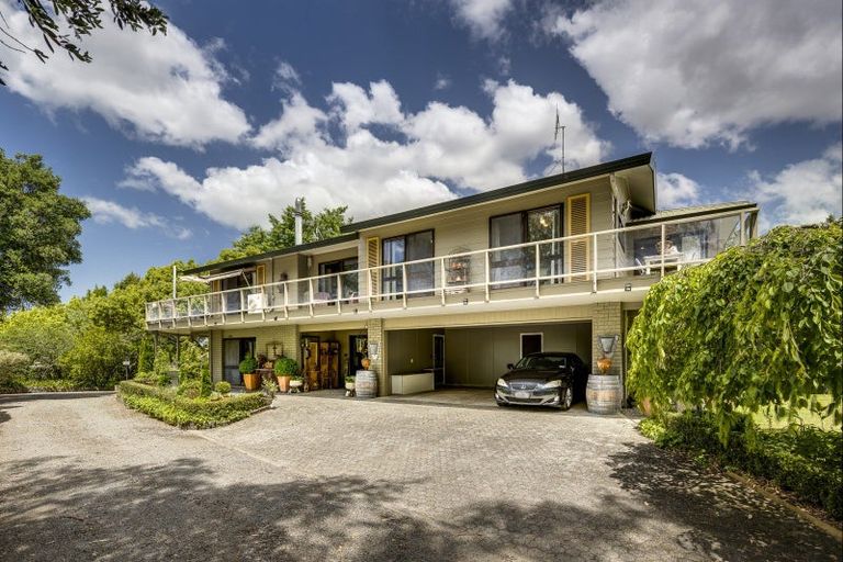 Photo of property in 153 Poraiti Road, Poraiti, Napier, 4182