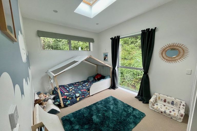 Photo of property in 6 Owhiro Bay Parade, Island Bay, Wellington, 6023