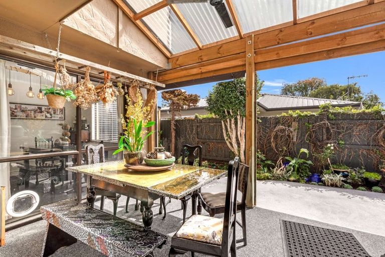Photo of property in 19 Dahlia Street, Palmerston North, 4410