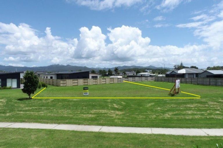 Photo of property in 107 Hamiora Street, Matarangi, 3592