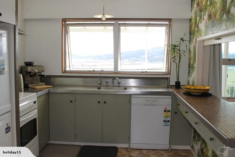Photo of property in 54 George Point Road, Onerahi, Whangarei, 0110