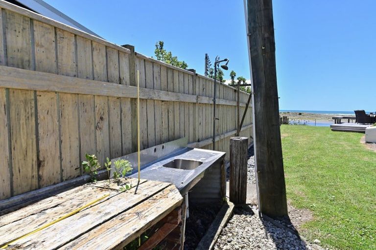 Photo of property in 176 Mahia East Coast Road, Mahia, 4198