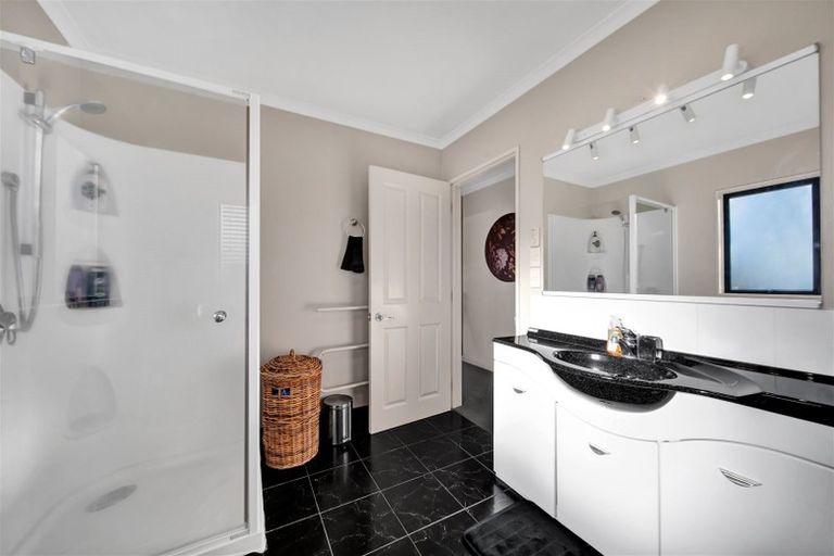 Photo of property in 30c Egmont Street, Hawera, 4610