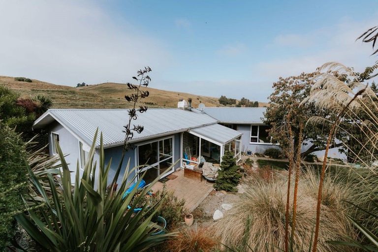 Photo of property in 8 Beach Road, South Hill, Oamaru, 9400