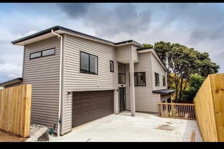 Photo of property in 174a Forrest Hill Road, Forrest Hill, Auckland, 0620