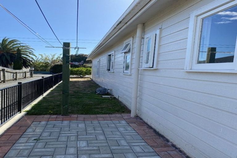 Photo of property in 56 Venice Street, Martinborough, 5711