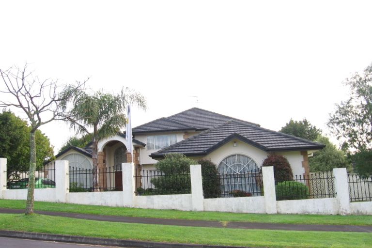 Photo of property in 30 Tralee Terrace, Dannemora, Auckland, 2016