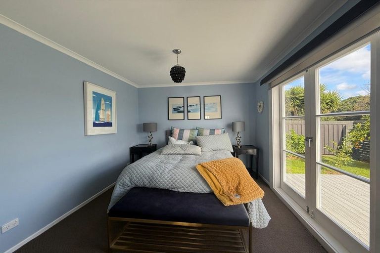 Photo of property in 75a Torkar Road, Clarks Beach, 2122