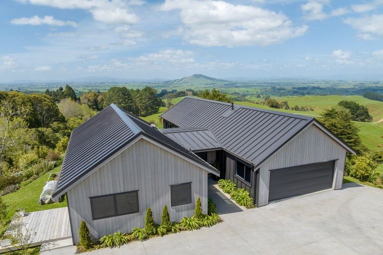 Photo of property in 33 Tiwarawara Lane, Puketotara, Te Awamutu, 3876