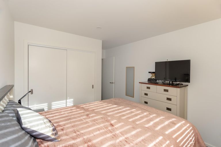 Photo of property in 10 Bute Street, Moeraki, 9482