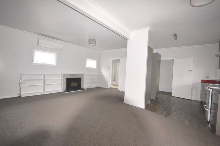 Photo of property in 147 Bartholomew Road, Levin, 5510