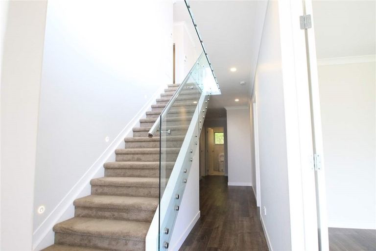 Photo of property in 50 Headland Drive, Long Bay, Auckland, 0630