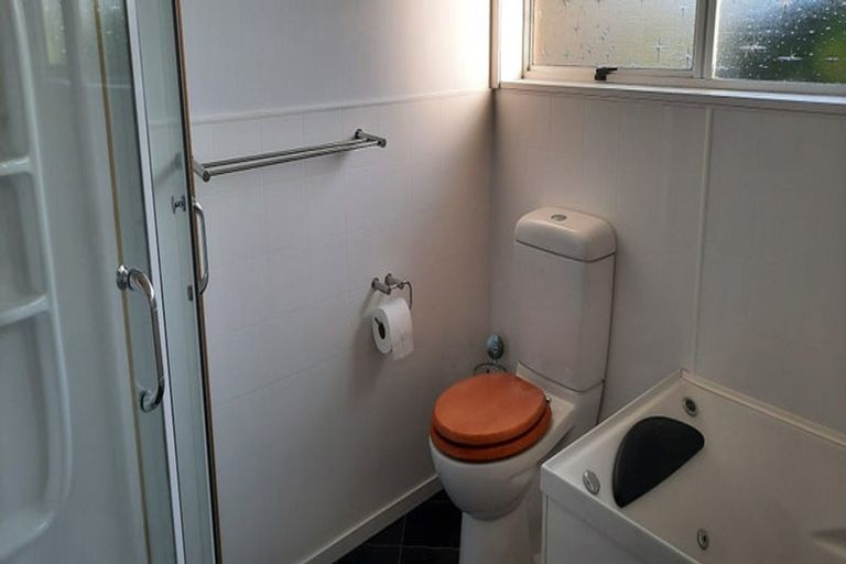 Photo of property in 11 Beaumont Place, Westbrook, Palmerston North, 4412