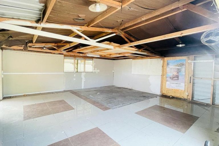 Photo of property in 7 Etherton Drive, Weymouth, Auckland, 2103