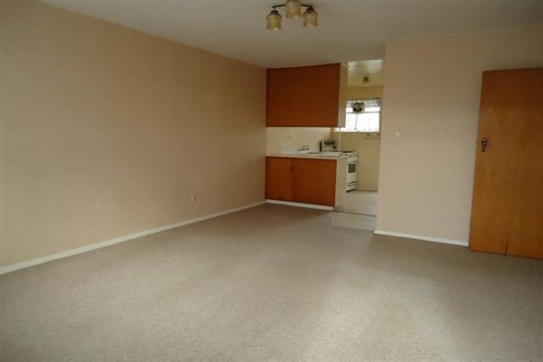 Photo of property in 2/6 Division Street, Riccarton, Christchurch, 8041