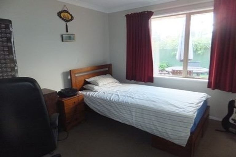 Photo of property in 103 Halberg Street, Dallington, Christchurch, 8061