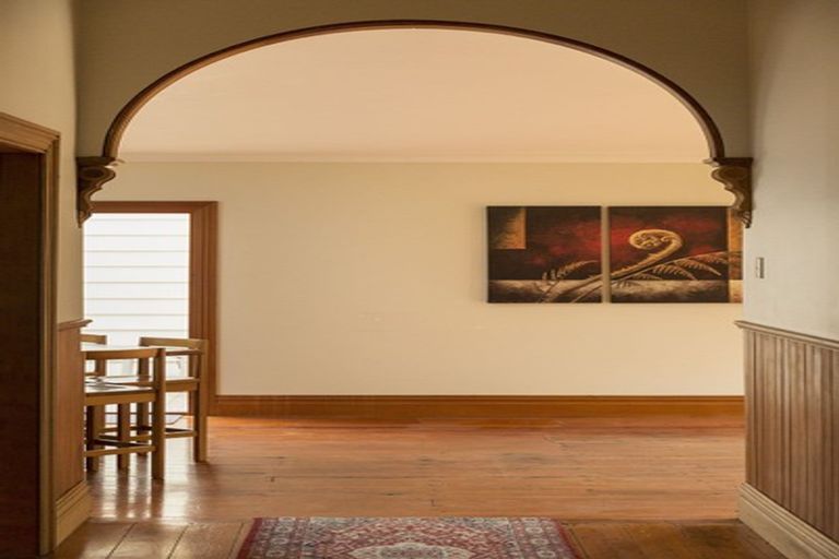 Photo of property in 32 Bellevue Road, Mount Eden, Auckland, 1024