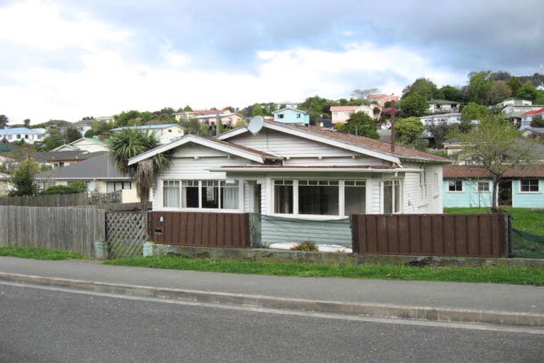 Photo of property in 63 Emano Street, Toi Toi, Nelson, 7010