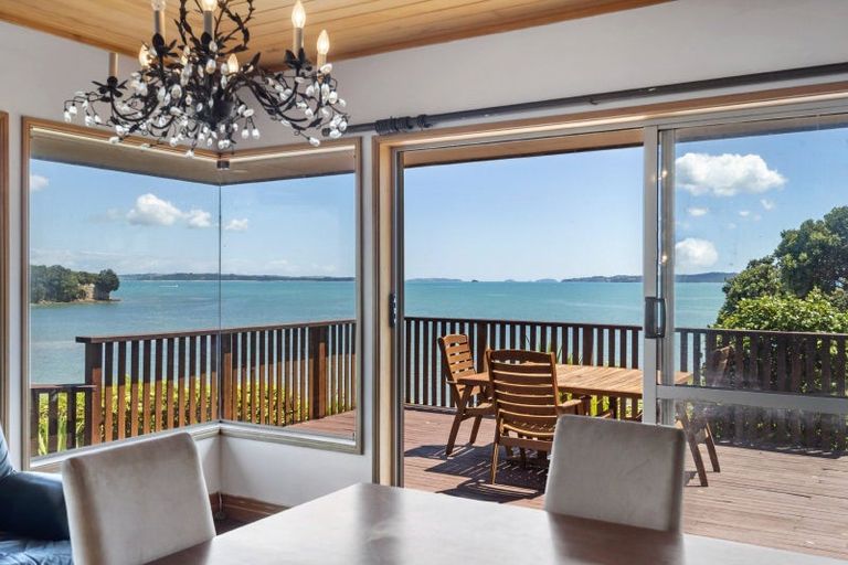 Photo of property in 37 Hawke Crescent, Beachlands, Auckland, 2018