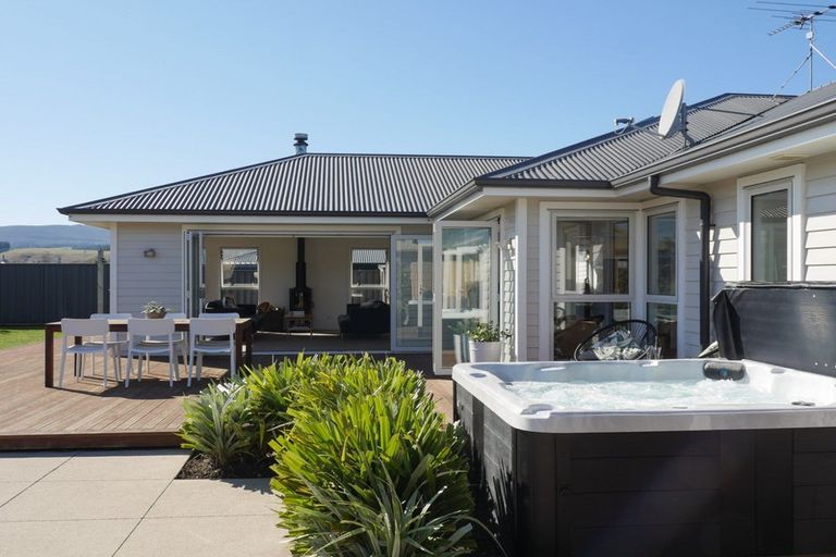 Photo of property in 3 White Hart Lane, Mosgiel, 9024