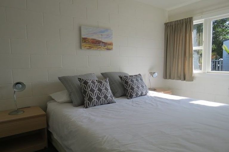 Photo of property in 11 Donald Street, Regent, Whangarei, 0112