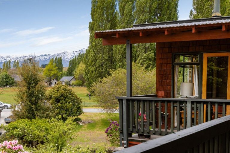 Photo of property in 3 Kinnibeg Street, Albert Town, Wanaka, 9305