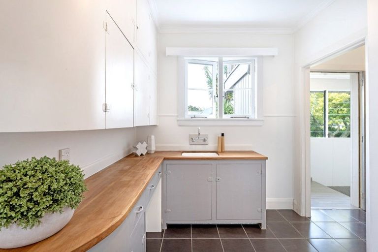 Photo of property in 29 Riverside Road, Whataupoko, Gisborne, 4010