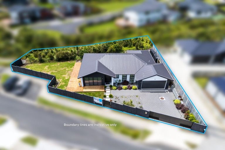 Photo of property in 7 Kiokio Place, Swanson, Auckland, 0614