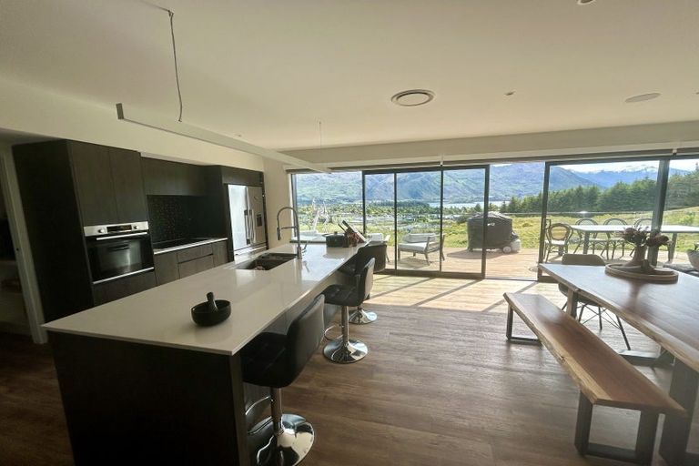 Photo of property in 13 Akitu Rise, Wanaka, 9305