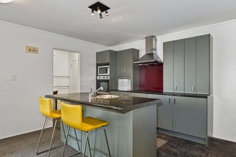 Photo of property in 2 Iles Road, Lynmore, Rotorua, 3010