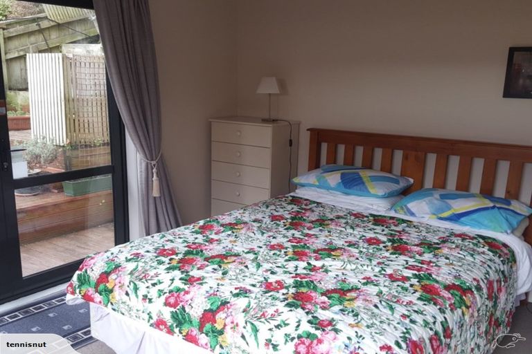 Photo of property in 77a Creswick Terrace, Northland, Wellington, 6012