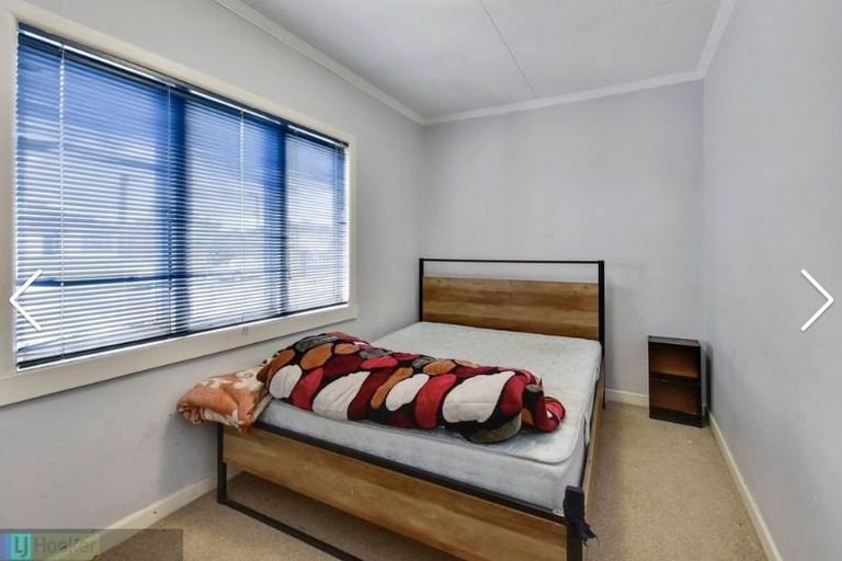 Photo of property in 11 Seddon Avenue, Papatoetoe, Auckland, 2104