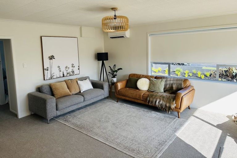 Photo of property in 5 Nikau Street, Inglewood, 4330