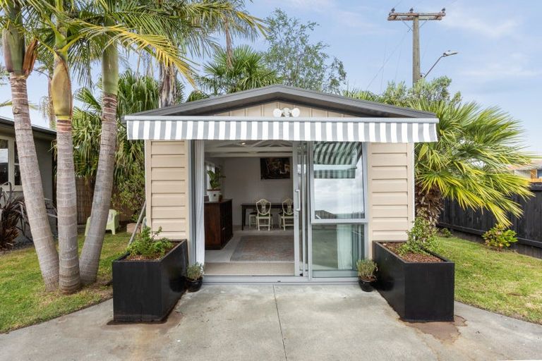 Photo of property in 41 Merton Crescent, Pirimai, Napier, 4112