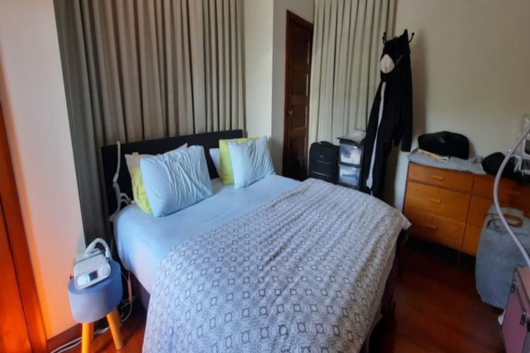 Photo of property in 120 Cashmere Avenue, Khandallah, Wellington, 6035