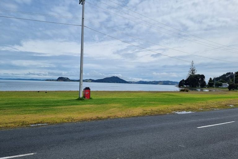Photo of property in 9 Banks Road, Kawakawa Bay, Papakura, 2585